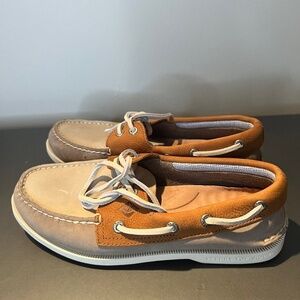 Sperry boat shoe mens size 5 preloved like new